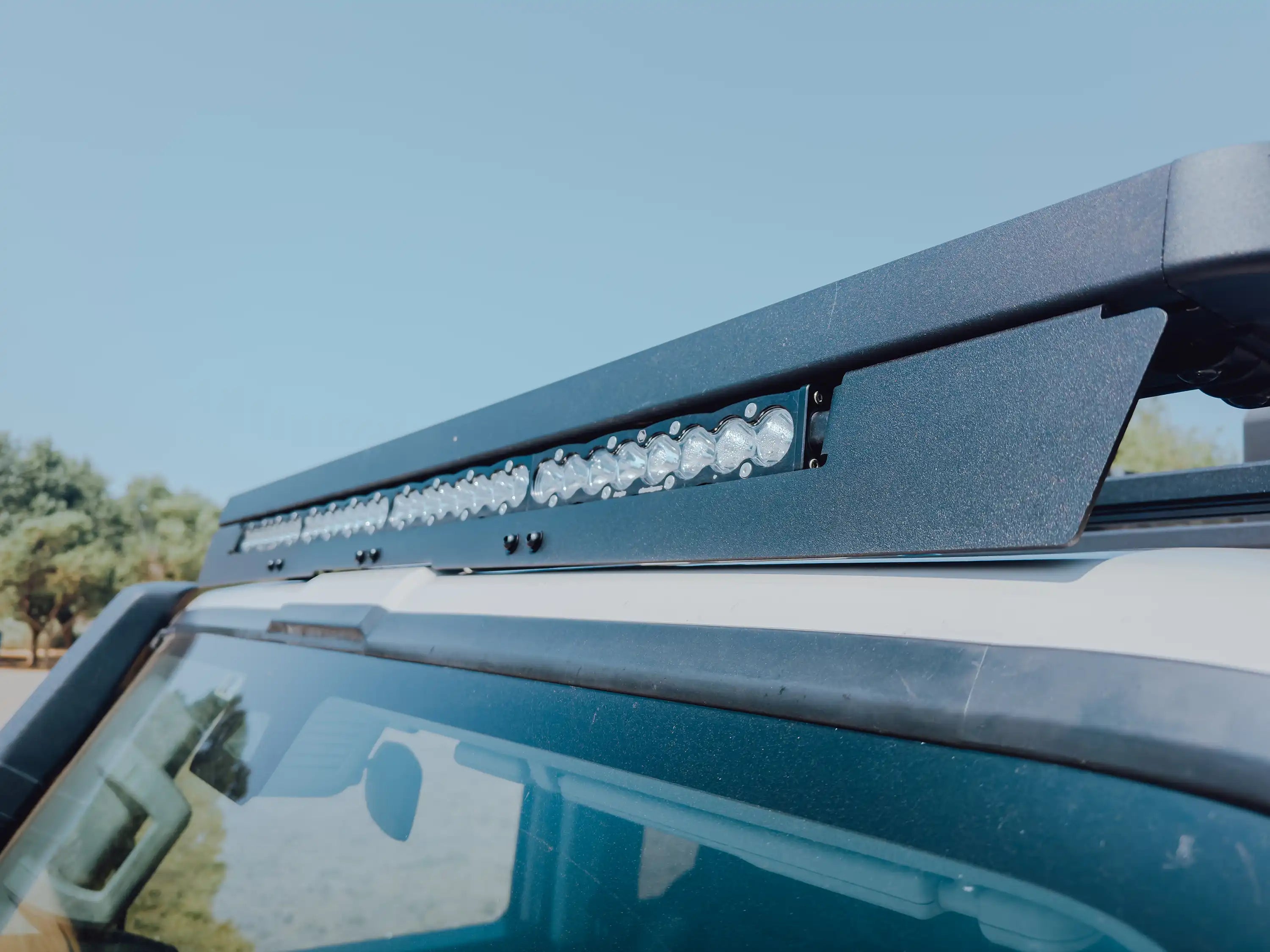 Grenadier ROOF Full Length Light Bar - Leitner Designs