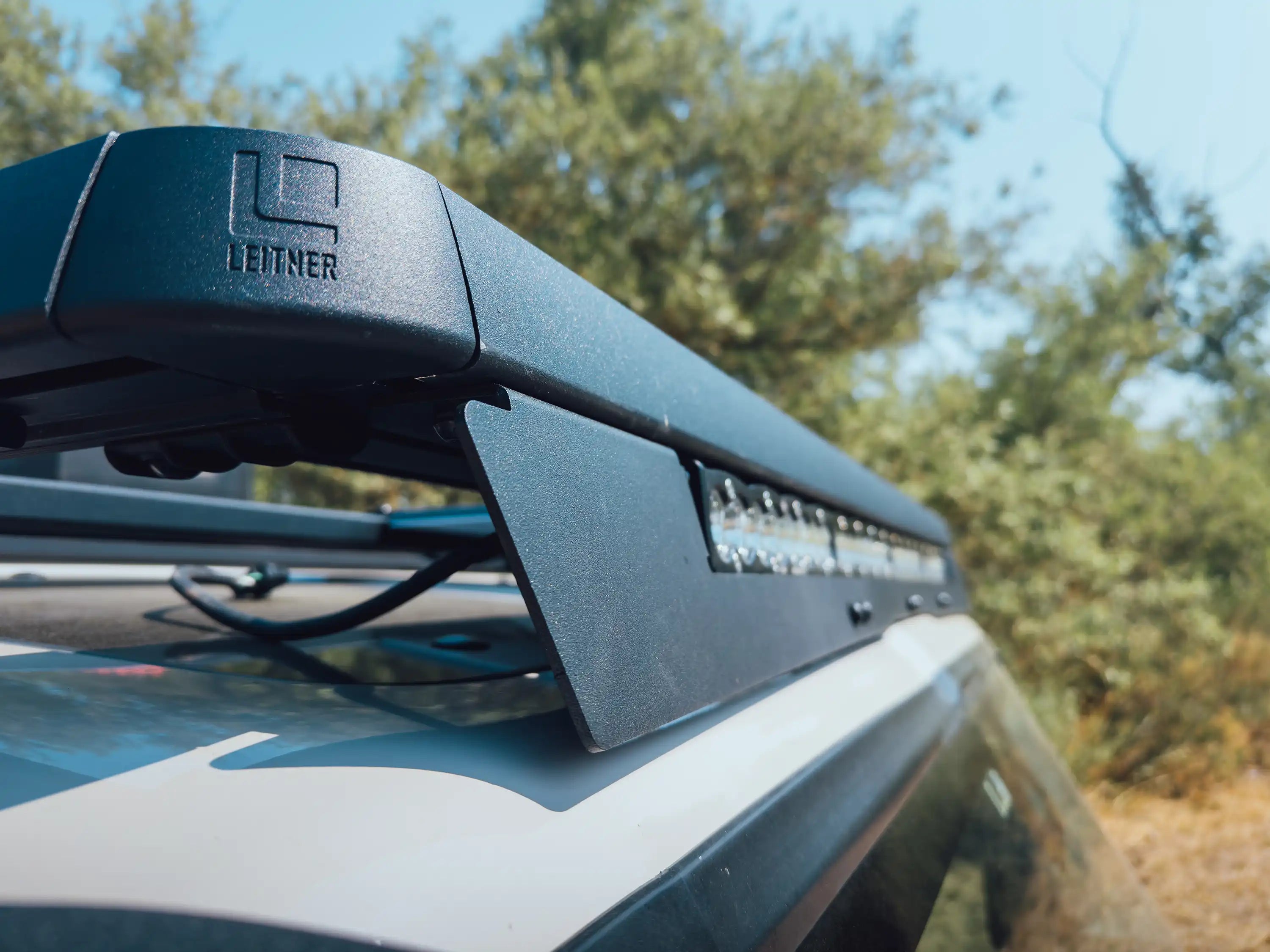 Grenadier ROOF Full Length Light Bar - Leitner Designs
