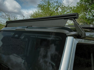 CLOSE UP OF FRONT LOAD BAR INSTALLED ON GRENADIER 